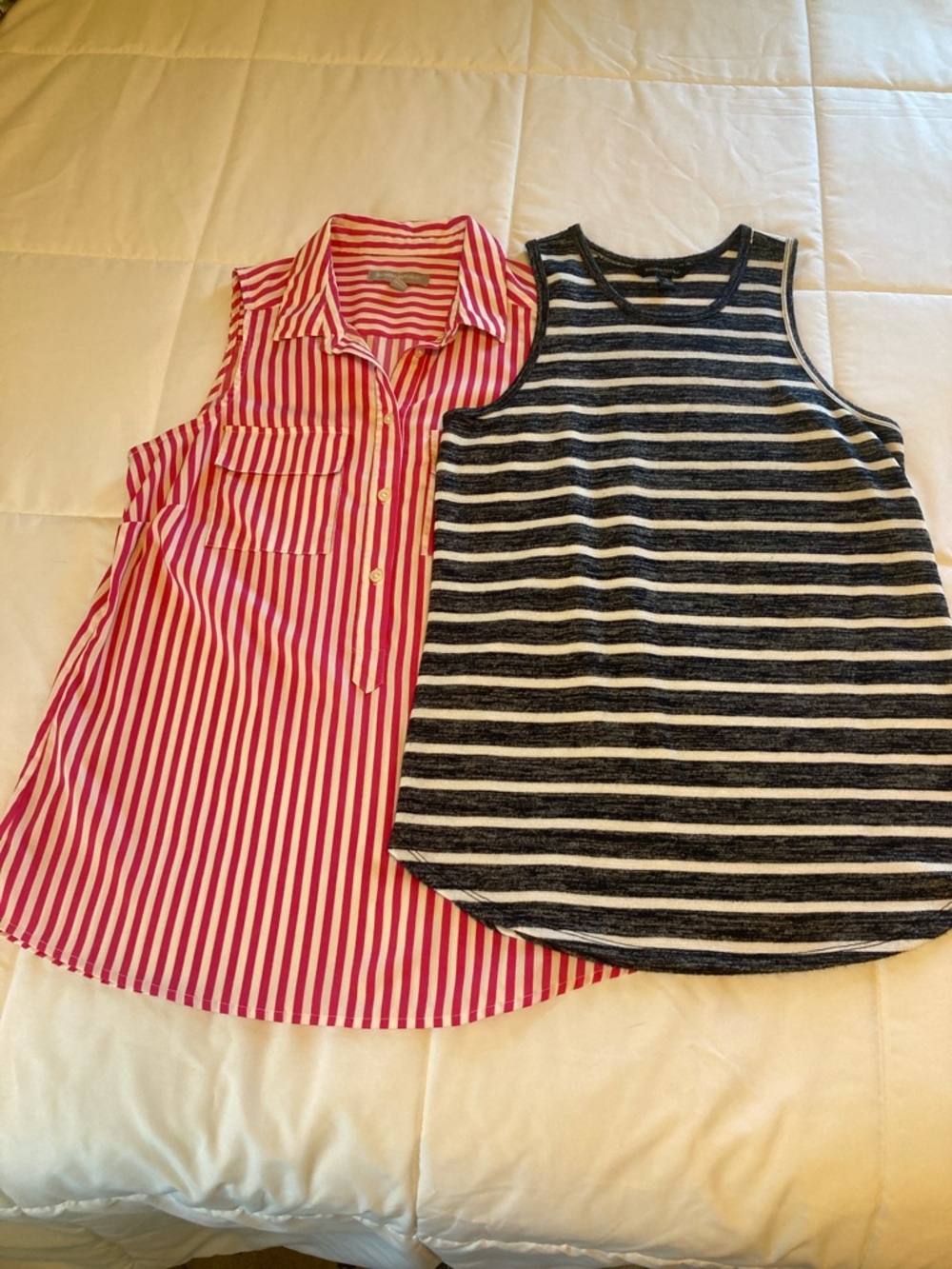2 Banana Republic sleeveless tops. Both size small.